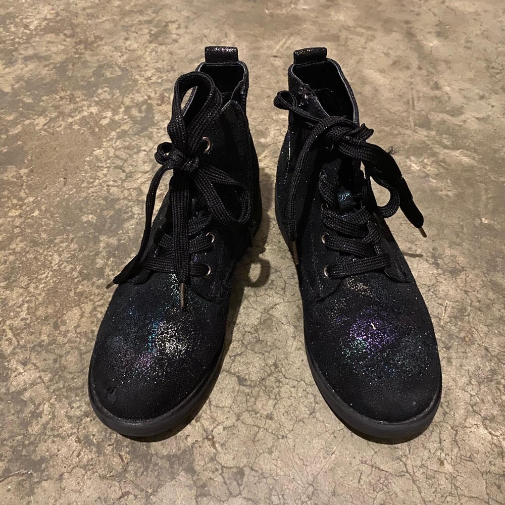 Black glitter boots